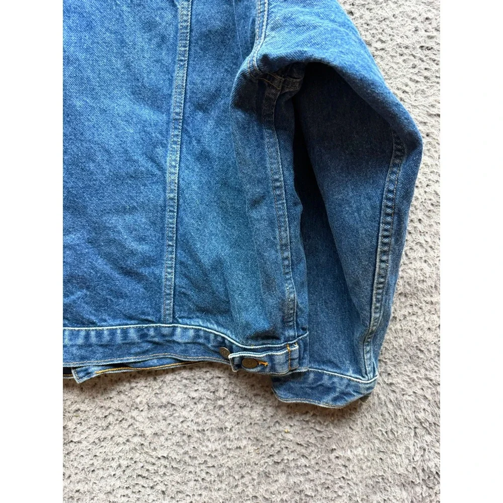 Vintage 1990s Marlboro Country Store Denim Trucker Jacket Blue Adult Size L